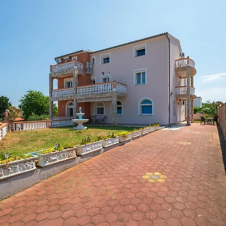 Apartament Lovely In With Wifi *